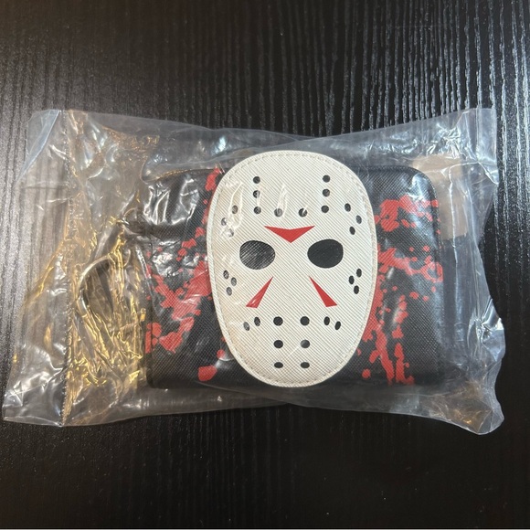 Friday The 13th Jason Mask Women's Mini Bifold Wallet - Picture 7 of 8